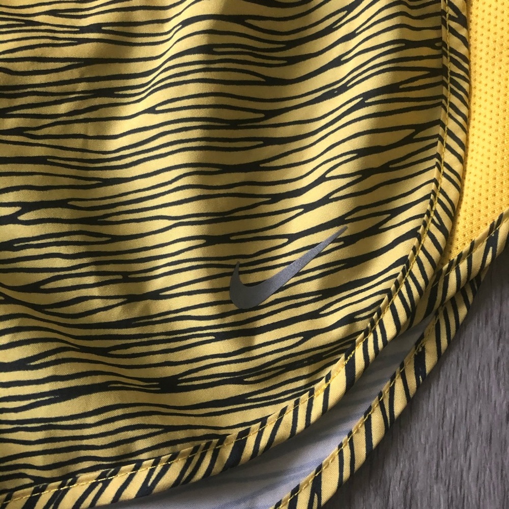 Nike Dri-Fit short - Picture 2 of 4